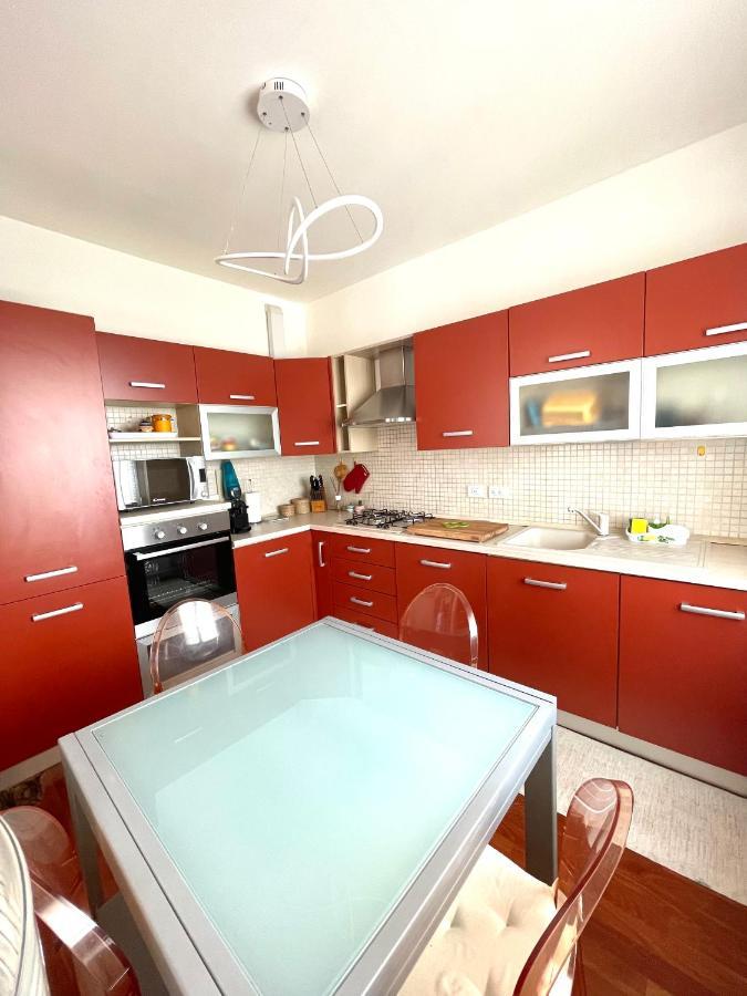 Elegant Apartment In Milan With Panoramic Terrace Ngoại thất bức ảnh