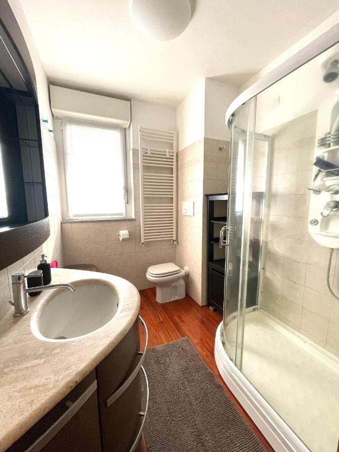 Elegant Apartment In Milan With Panoramic Terrace Ngoại thất bức ảnh